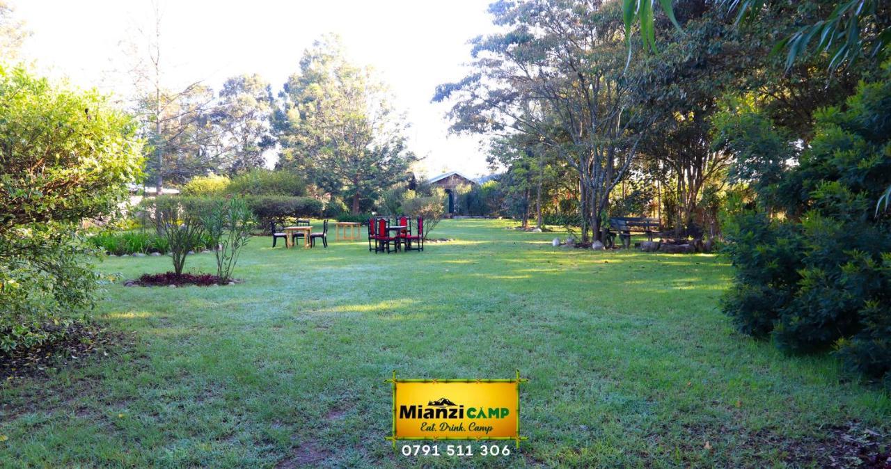 Camp Mahon Gardens Hotel Nanyuki Exterior photo