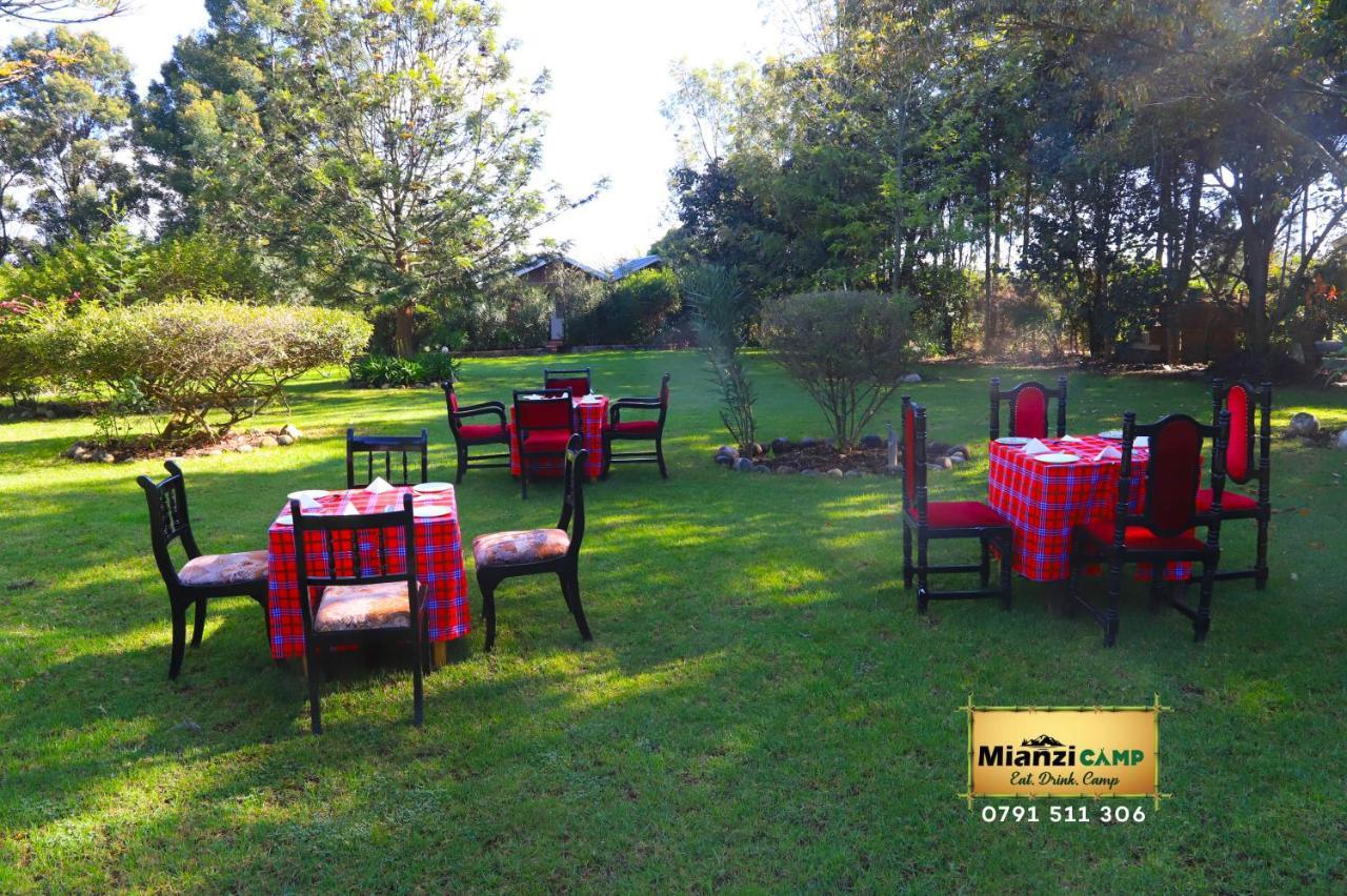 Camp Mahon Gardens Hotel Nanyuki Exterior photo