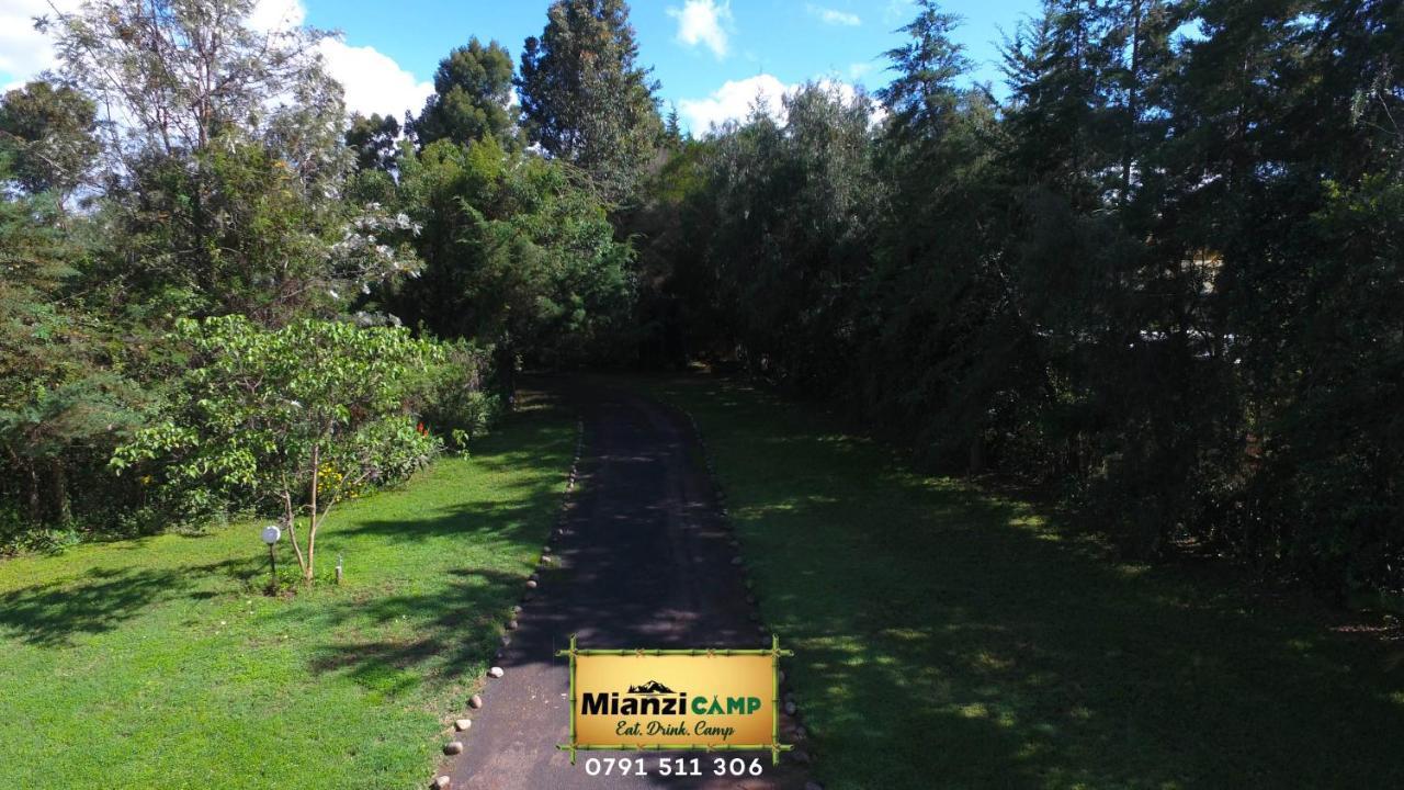 Camp Mahon Gardens Hotel Nanyuki Exterior photo